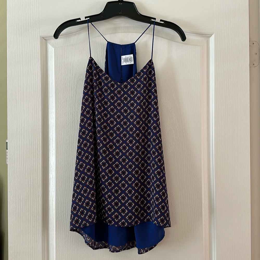 NWT Express Reversible Top